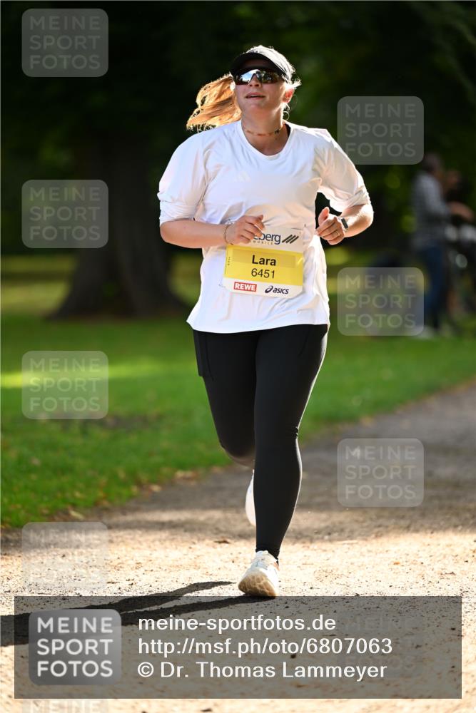 25.08.2024 - 20. Blankeneser Heldenlauf Dr. Thomas Lammeyer http://msf.ph/oto/6807063 25.08.2024 10:16:12 Laufen 6451 meine-sportfotos.de