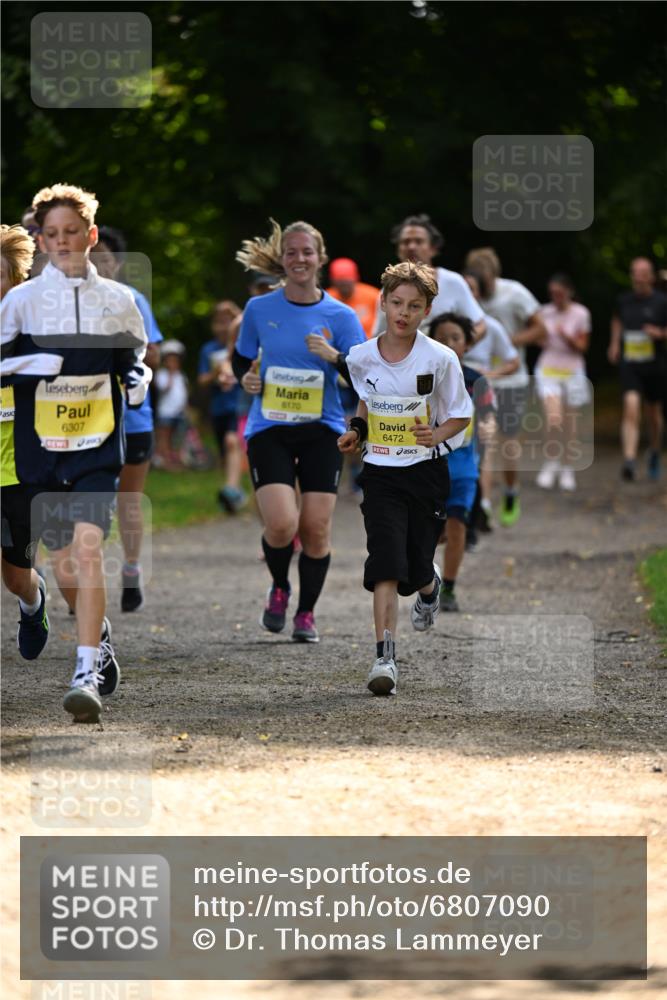 25.08.2024 - 20. Blankeneser Heldenlauf Dr. Thomas Lammeyer http://msf.ph/oto/6807090 25.08.2024 10:16:18 Laufen 6307, 4, 6170, 6472 meine-sportfotos.de