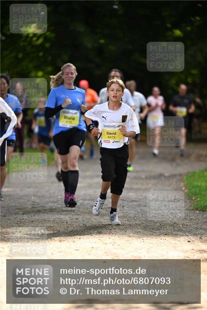 25.08.2024 - 20. Blankeneser Heldenlauf Dr. Thomas Lammeyer http://msf.ph/oto/6807093 25.08.2024 10:16:18 Laufen 6170, 6472 meine-sportfotos.de