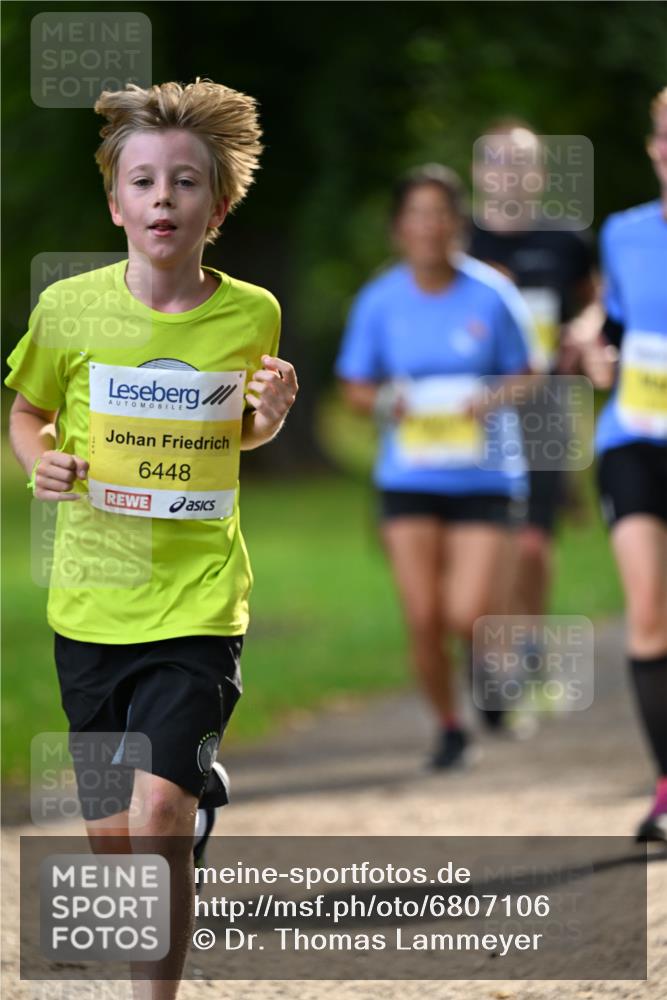 25.08.2024 - 20. Blankeneser Heldenlauf Dr. Thomas Lammeyer http://msf.ph/oto/6807106 25.08.2024 10:16:21 Laufen 6448 meine-sportfotos.de
