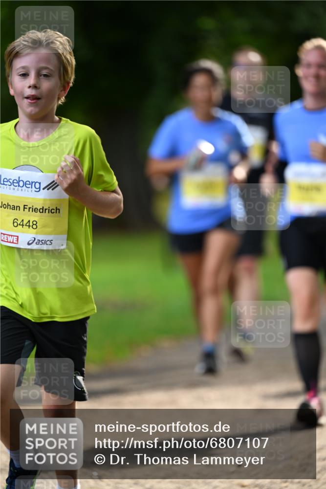 25.08.2024 - 20. Blankeneser Heldenlauf Dr. Thomas Lammeyer http://msf.ph/oto/6807107 25.08.2024 10:16:21 Laufen 6448 meine-sportfotos.de