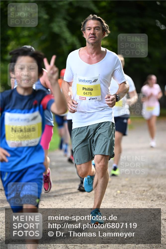 25.08.2024 - 20. Blankeneser Heldenlauf Dr. Thomas Lammeyer http://msf.ph/oto/6807119 25.08.2024 10:16:24 Laufen 6475 meine-sportfotos.de