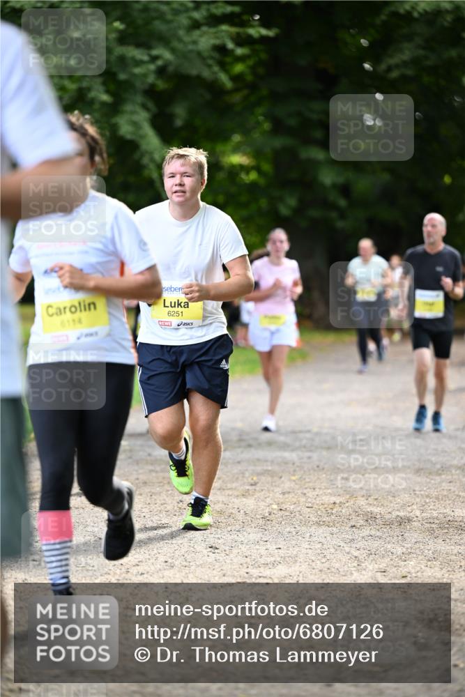 25.08.2024 - 20. Blankeneser Heldenlauf Dr. Thomas Lammeyer http://msf.ph/oto/6807126 25.08.2024 10:16:26 Laufen 6114, 6251 meine-sportfotos.de