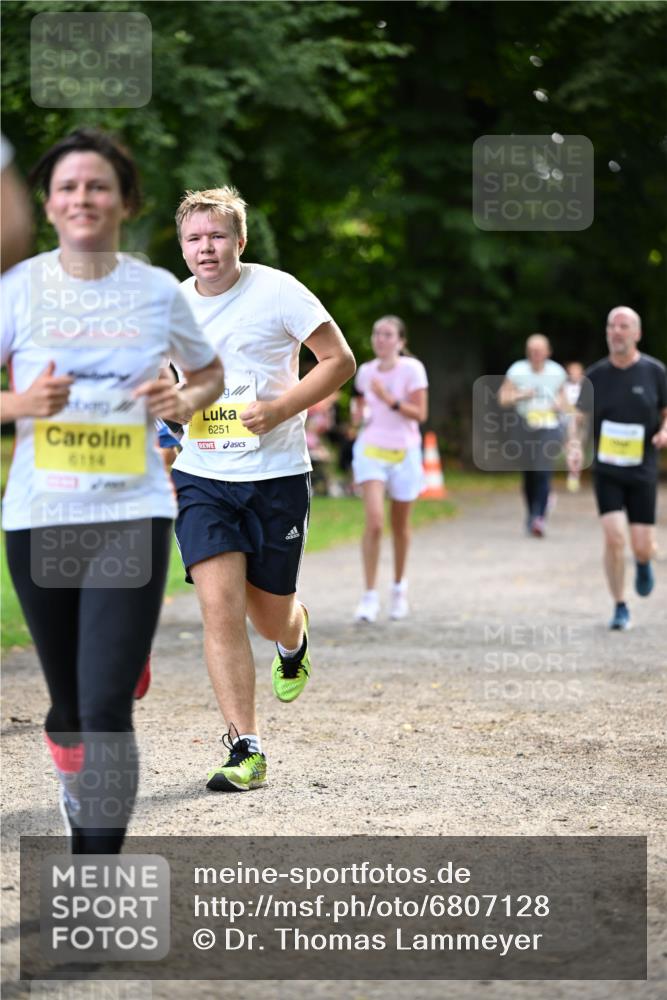 25.08.2024 - 20. Blankeneser Heldenlauf Dr. Thomas Lammeyer http://msf.ph/oto/6807128 25.08.2024 10:16:26 Laufen 6114, 91, 6251 meine-sportfotos.de