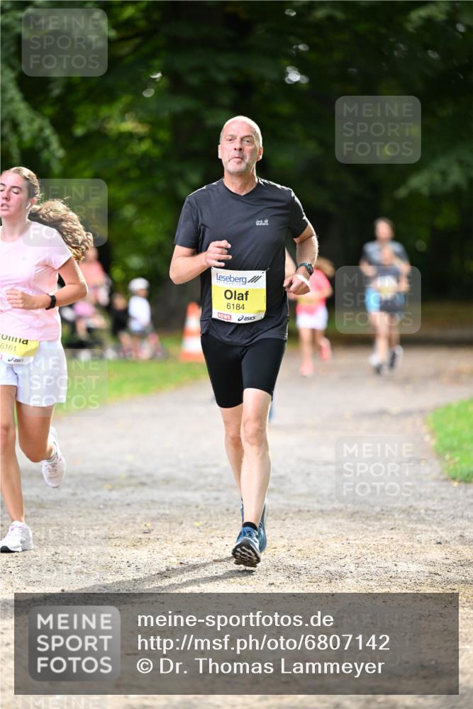 25.08.2024 - 20. Blankeneser Heldenlauf Dr. Thomas Lammeyer http://msf.ph/oto/6807142 25.08.2024 10:16:28 Laufen 6161, 6184 meine-sportfotos.de