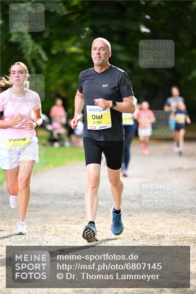 25.08.2024 - 20. Blankeneser Heldenlauf Dr. Thomas Lammeyer http://msf.ph/oto/6807145 25.08.2024 10:16:29 Laufen 6161, 6184 meine-sportfotos.de