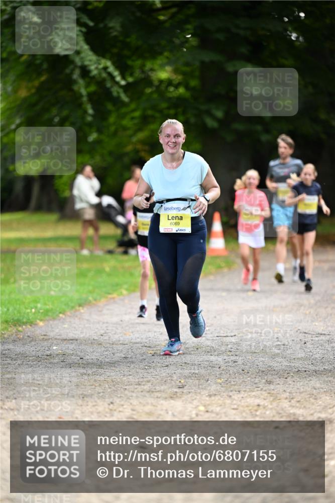 25.08.2024 - 20. Blankeneser Heldenlauf Dr. Thomas Lammeyer http://msf.ph/oto/6807155 25.08.2024 10:16:31 Laufen 6069 meine-sportfotos.de