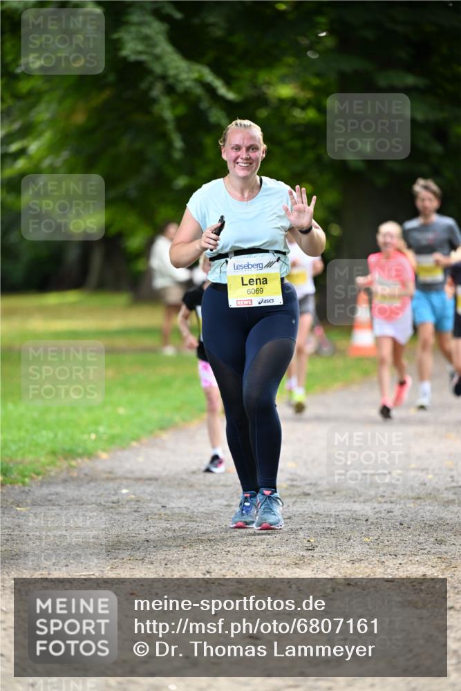 25.08.2024 - 20. Blankeneser Heldenlauf Dr. Thomas Lammeyer http://msf.ph/oto/6807161 25.08.2024 10:16:32 Laufen 6069 meine-sportfotos.de