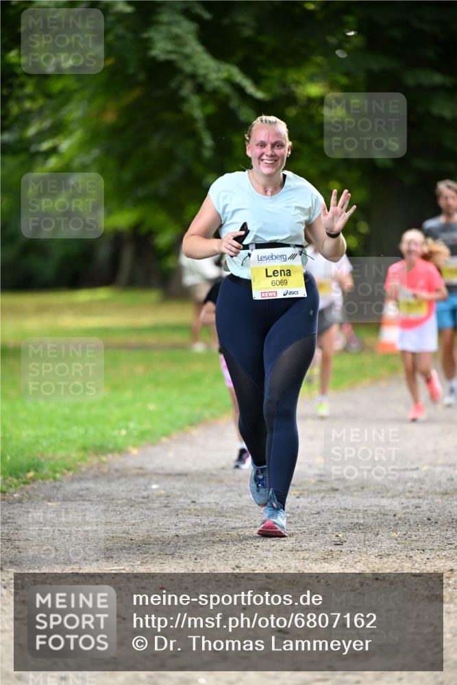 25.08.2024 - 20. Blankeneser Heldenlauf Dr. Thomas Lammeyer http://msf.ph/oto/6807162 25.08.2024 10:16:32 Laufen 6069 meine-sportfotos.de