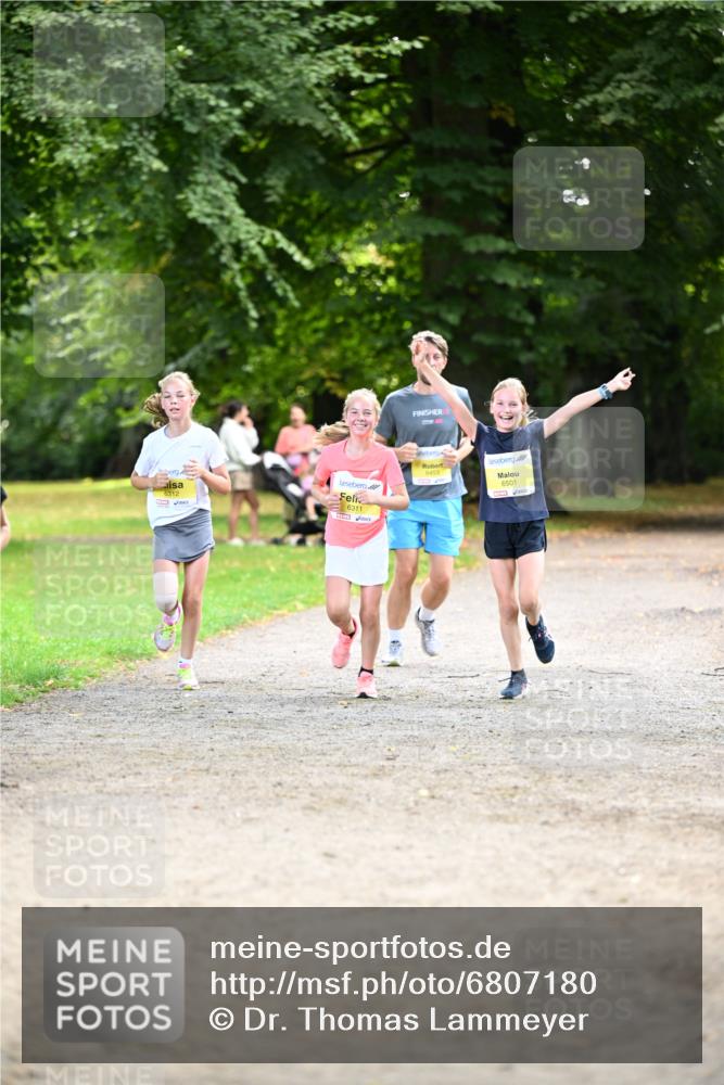 25.08.2024 - 20. Blankeneser Heldenlauf Dr. Thomas Lammeyer http://msf.ph/oto/6807180 25.08.2024 10:16:35 Laufen 8, 6453, 6312, 6311, 6501 meine-sportfotos.de