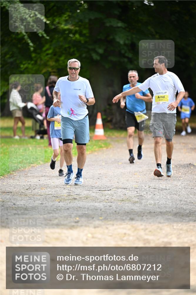 25.08.2024 - 20. Blankeneser Heldenlauf Dr. Thomas Lammeyer http://msf.ph/oto/6807212 25.08.2024 10:16:52 Laufen 6081 meine-sportfotos.de