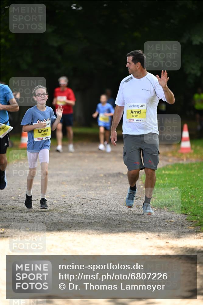 25.08.2024 - 20. Blankeneser Heldenlauf Dr. Thomas Lammeyer http://msf.ph/oto/6807226 25.08.2024 10:16:55 Laufen 6014, 6080, 6081 meine-sportfotos.de