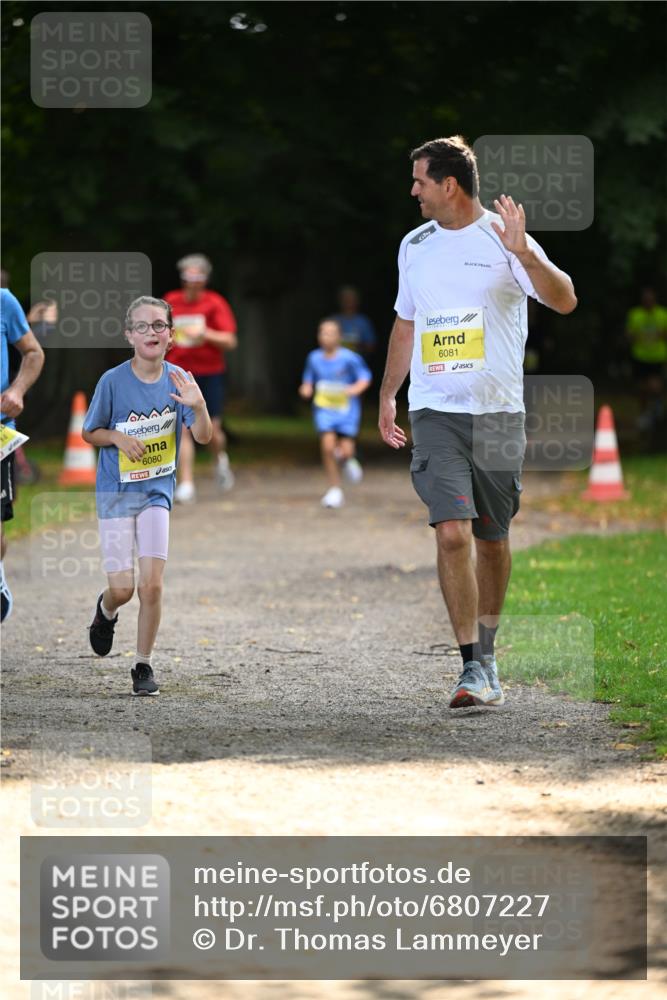25.08.2024 - 20. Blankeneser Heldenlauf Dr. Thomas Lammeyer http://msf.ph/oto/6807227 25.08.2024 10:16:55 Laufen 6080, 6081 meine-sportfotos.de