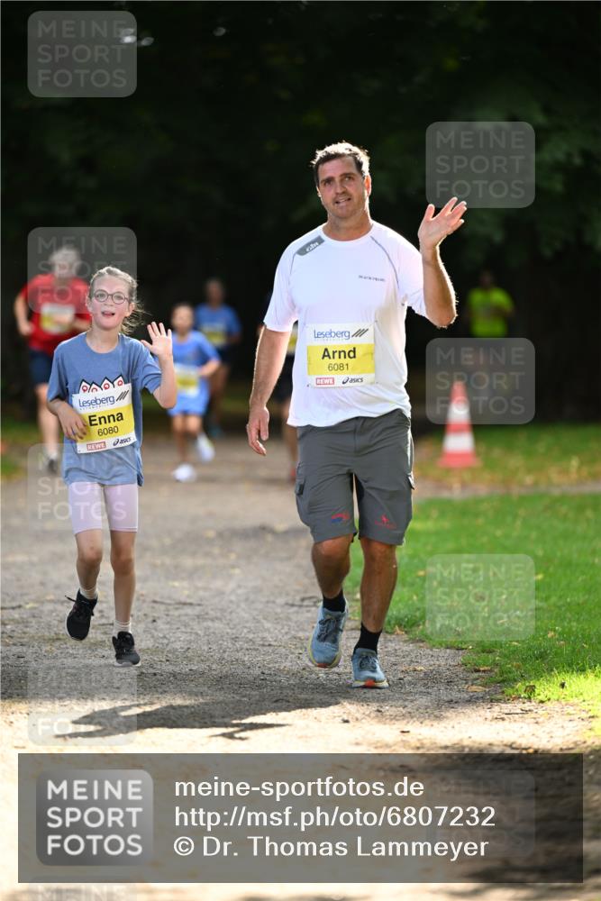 25.08.2024 - 20. Blankeneser Heldenlauf Dr. Thomas Lammeyer http://msf.ph/oto/6807232 25.08.2024 10:16:56 Laufen 6080, 6081 meine-sportfotos.de