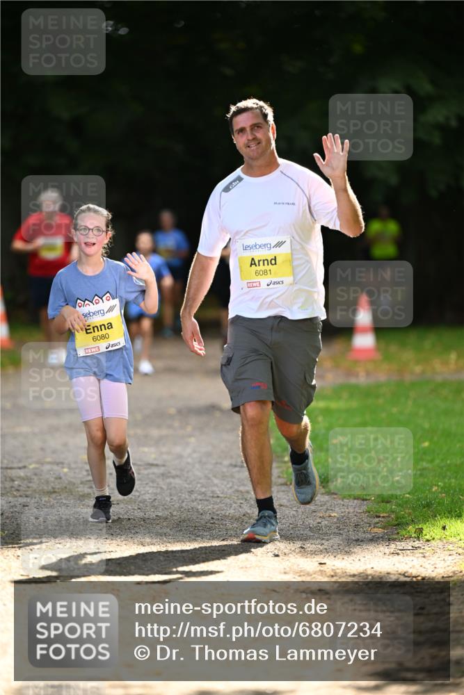 25.08.2024 - 20. Blankeneser Heldenlauf Dr. Thomas Lammeyer http://msf.ph/oto/6807234 25.08.2024 10:16:56 Laufen 6080, 6081 meine-sportfotos.de
