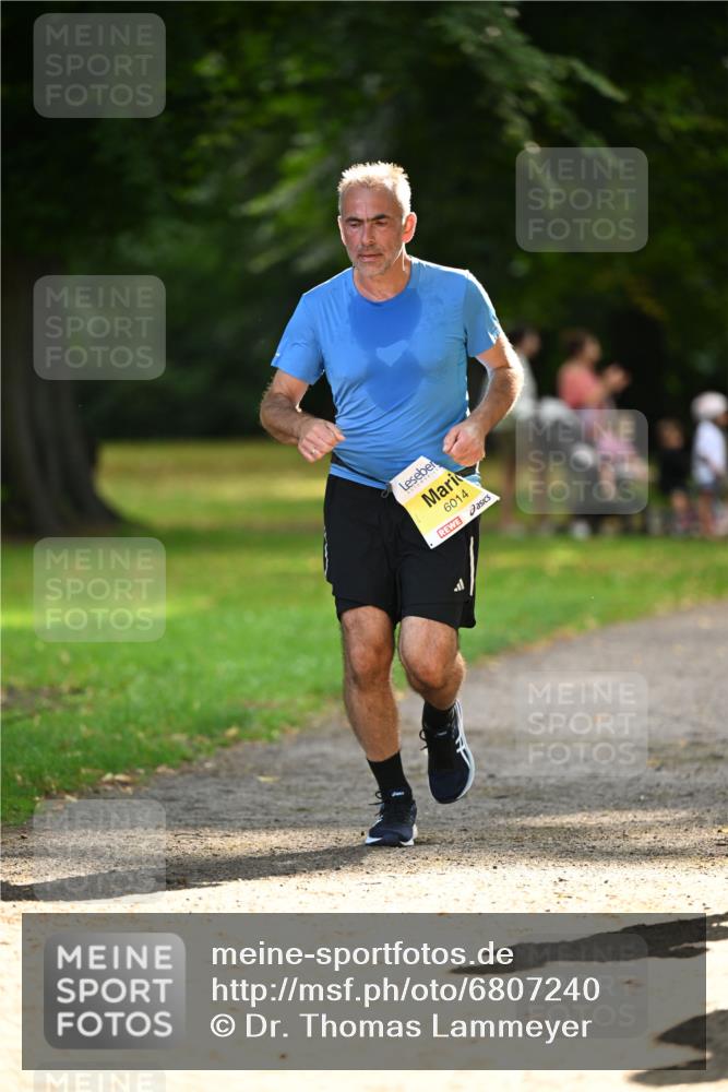 25.08.2024 - 20. Blankeneser Heldenlauf Dr. Thomas Lammeyer http://msf.ph/oto/6807240 25.08.2024 10:16:57 Laufen 6014 meine-sportfotos.de