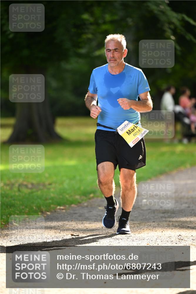 25.08.2024 - 20. Blankeneser Heldenlauf Dr. Thomas Lammeyer http://msf.ph/oto/6807243 25.08.2024 10:16:58 Laufen 6014 meine-sportfotos.de