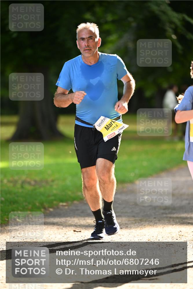 25.08.2024 - 20. Blankeneser Heldenlauf Dr. Thomas Lammeyer http://msf.ph/oto/6807246 25.08.2024 10:16:58 Laufen 6014 meine-sportfotos.de