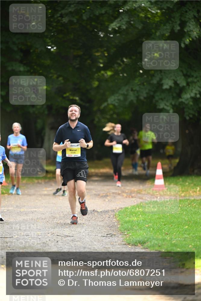 25.08.2024 - 20. Blankeneser Heldenlauf Dr. Thomas Lammeyer http://msf.ph/oto/6807251 25.08.2024 10:17:00 Laufen 6506 meine-sportfotos.de