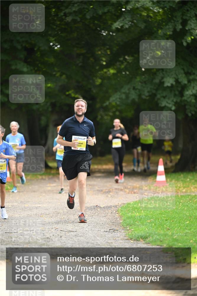25.08.2024 - 20. Blankeneser Heldenlauf Dr. Thomas Lammeyer http://msf.ph/oto/6807253 25.08.2024 10:17:01 Laufen 76, 506 meine-sportfotos.de
