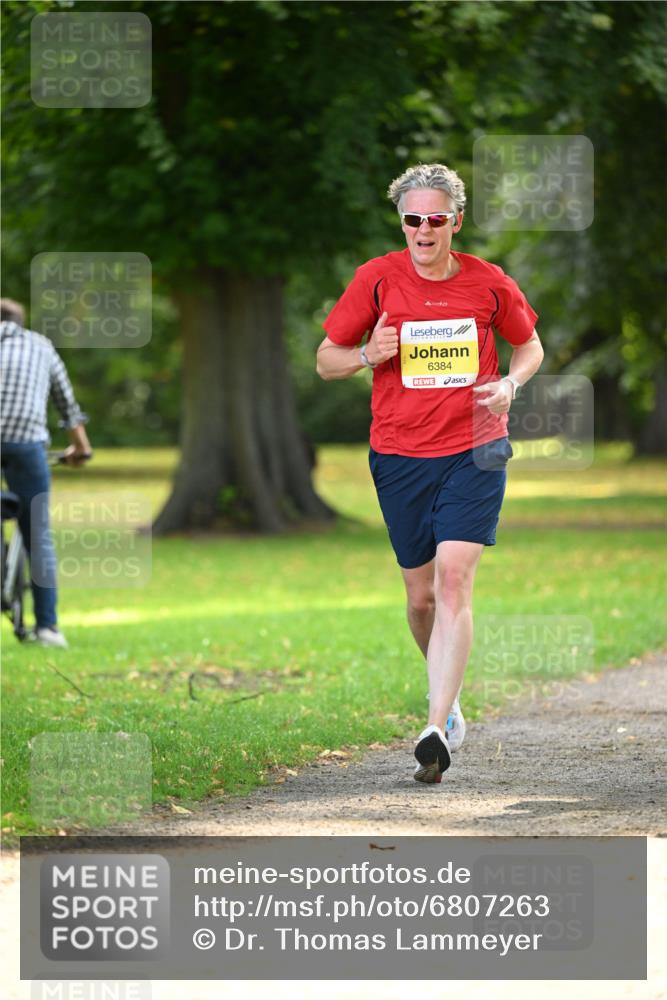 25.08.2024 - 20. Blankeneser Heldenlauf Dr. Thomas Lammeyer http://msf.ph/oto/6807263 25.08.2024 10:17:04 Laufen 6384 meine-sportfotos.de