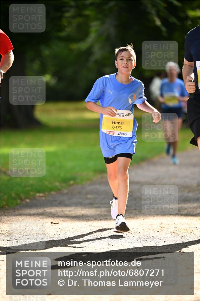 25.08.2024 - 20. Blankeneser Heldenlauf Dr. Thomas Lammeyer http://msf.ph/oto/6807271 25.08.2024 10:17:05 Laufen 6476 meine-sportfotos.de