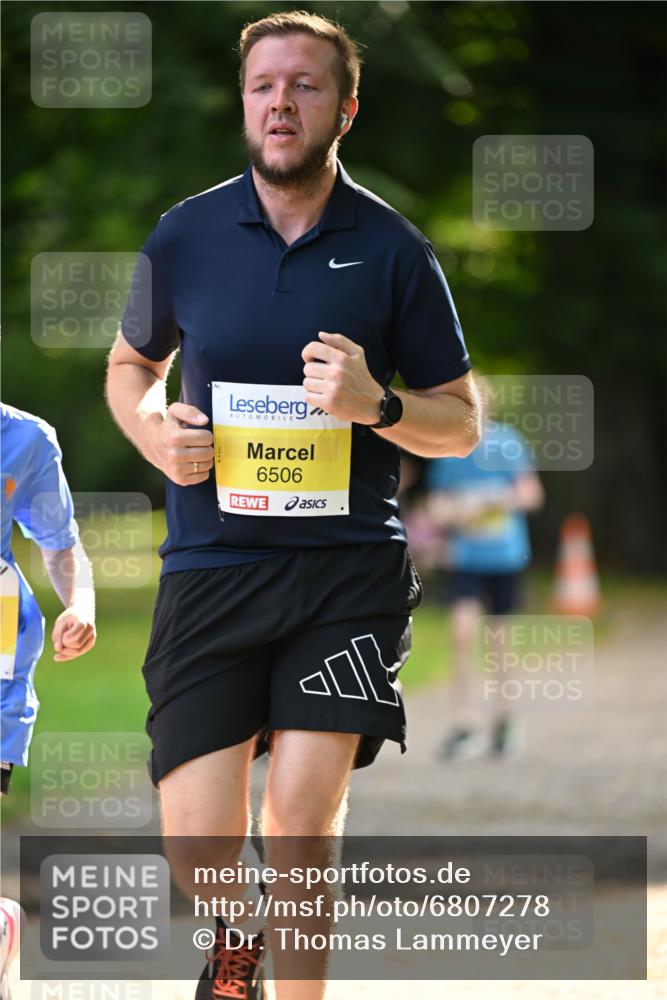 25.08.2024 - 20. Blankeneser Heldenlauf Dr. Thomas Lammeyer http://msf.ph/oto/6807278 25.08.2024 10:17:06 Laufen 6506 meine-sportfotos.de