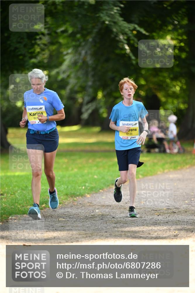 25.08.2024 - 20. Blankeneser Heldenlauf Dr. Thomas Lammeyer http://msf.ph/oto/6807286 25.08.2024 10:17:08 Laufen 6017, 6135 meine-sportfotos.de