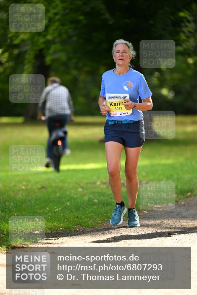 25.08.2024 - 20. Blankeneser Heldenlauf Dr. Thomas Lammeyer http://msf.ph/oto/6807293 25.08.2024 10:17:10 Laufen 6017 meine-sportfotos.de