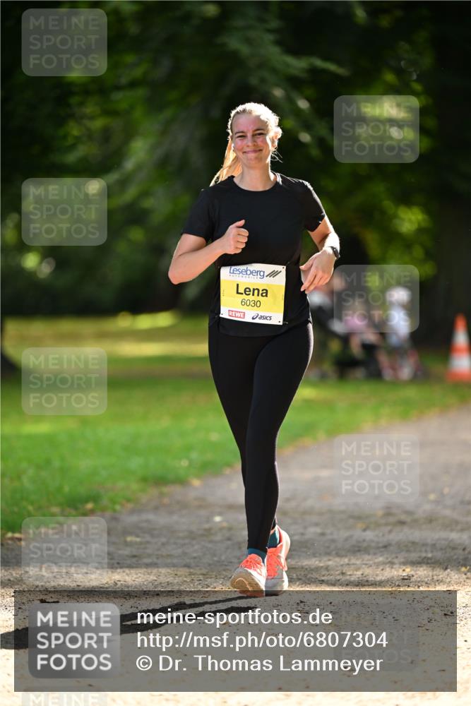 25.08.2024 - 20. Blankeneser Heldenlauf Dr. Thomas Lammeyer http://msf.ph/oto/6807304 25.08.2024 10:17:12 Laufen 6030 meine-sportfotos.de