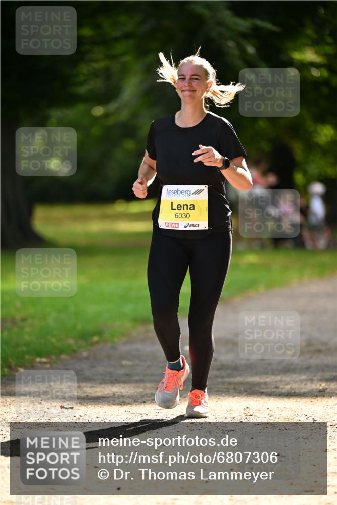 25.08.2024 - 20. Blankeneser Heldenlauf Dr. Thomas Lammeyer http://msf.ph/oto/6807306 25.08.2024 10:17:12 Laufen 6030 meine-sportfotos.de