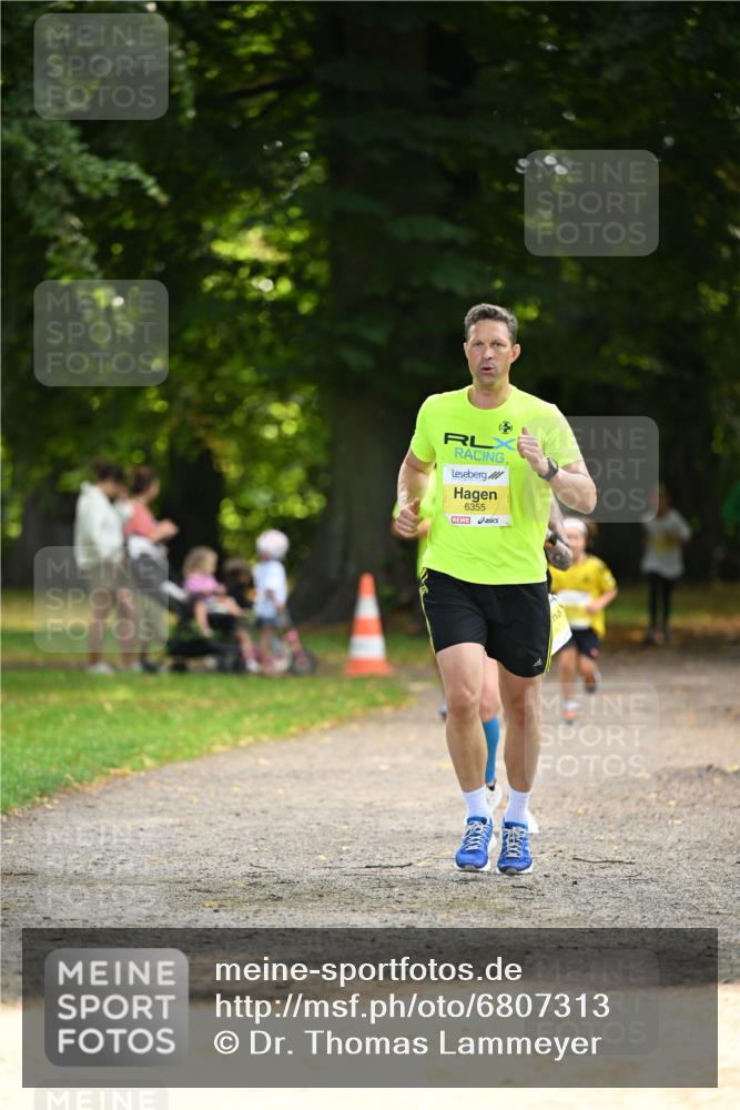 25.08.2024 - 20. Blankeneser Heldenlauf Dr. Thomas Lammeyer http://msf.ph/oto/6807313 25.08.2024 10:17:14 Laufen 6355 meine-sportfotos.de