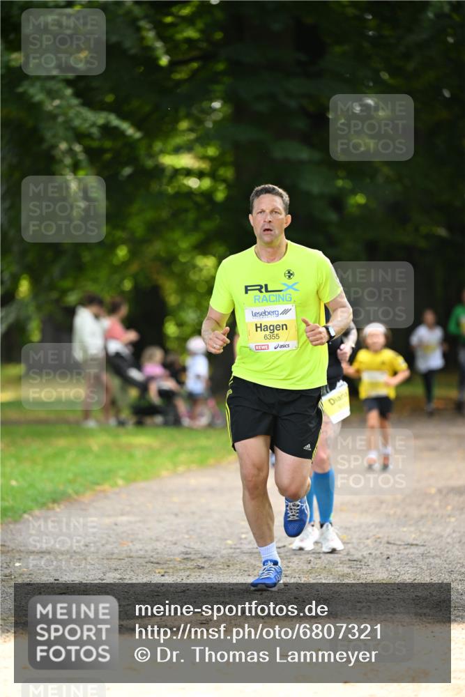 25.08.2024 - 20. Blankeneser Heldenlauf Dr. Thomas Lammeyer http://msf.ph/oto/6807321 25.08.2024 10:17:15 Laufen 6355 meine-sportfotos.de