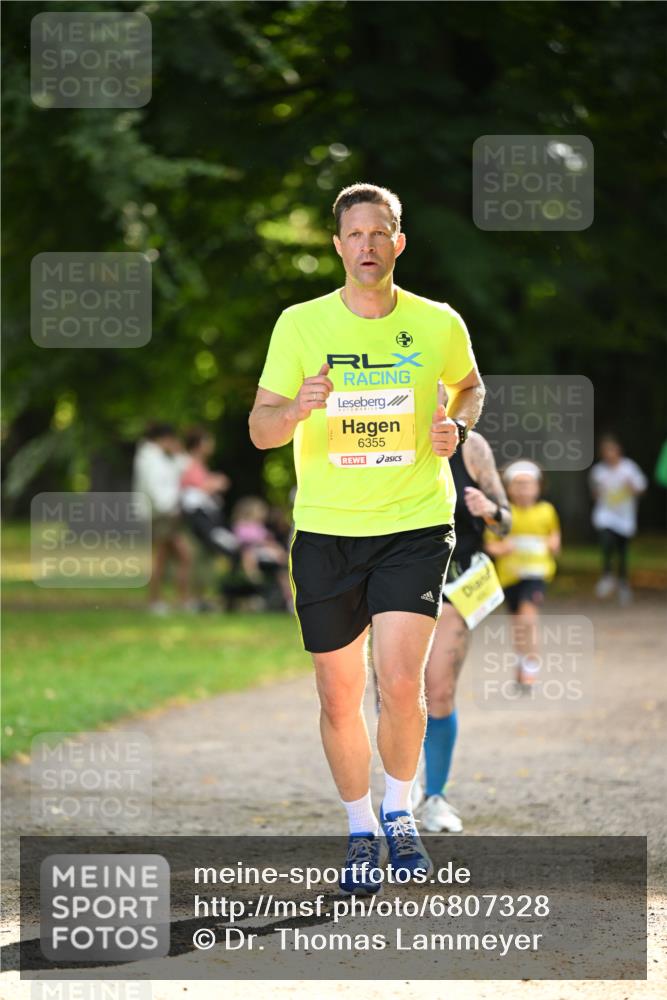 25.08.2024 - 20. Blankeneser Heldenlauf Dr. Thomas Lammeyer http://msf.ph/oto/6807328 25.08.2024 10:17:16 Laufen 6355 meine-sportfotos.de