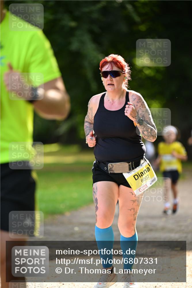 25.08.2024 - 20. Blankeneser Heldenlauf Dr. Thomas Lammeyer http://msf.ph/oto/6807331 25.08.2024 10:17:18 Laufen 6007 meine-sportfotos.de