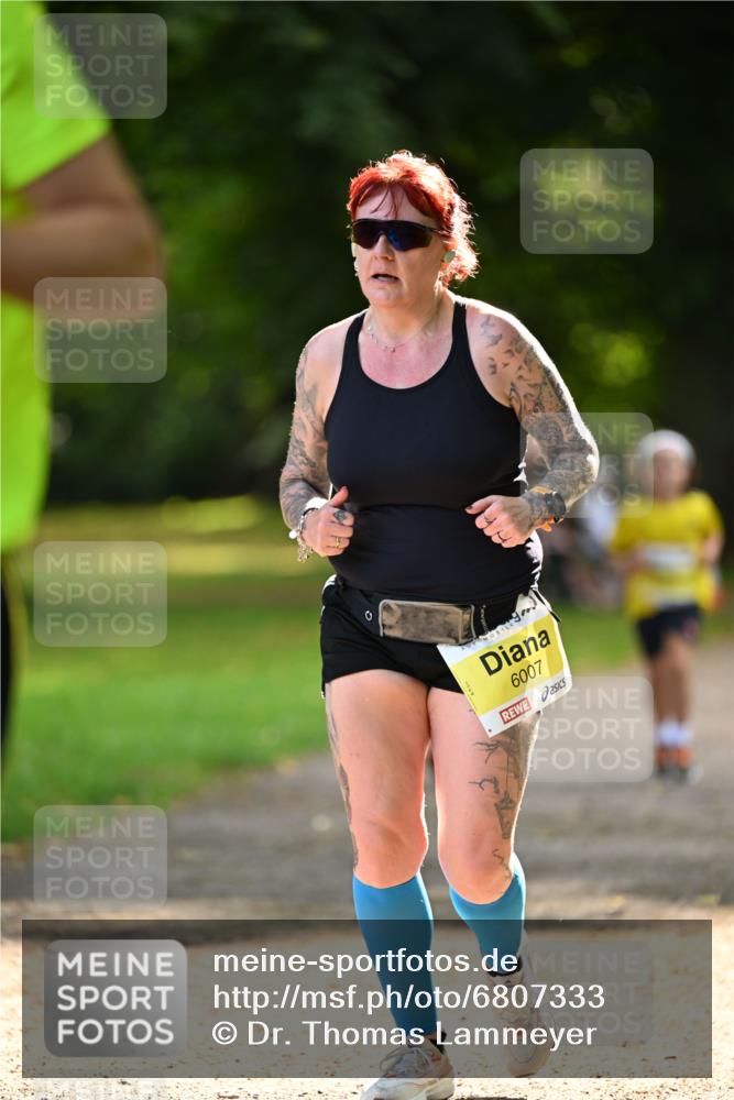 25.08.2024 - 20. Blankeneser Heldenlauf Dr. Thomas Lammeyer http://msf.ph/oto/6807333 25.08.2024 10:17:19 Laufen 6007 meine-sportfotos.de
