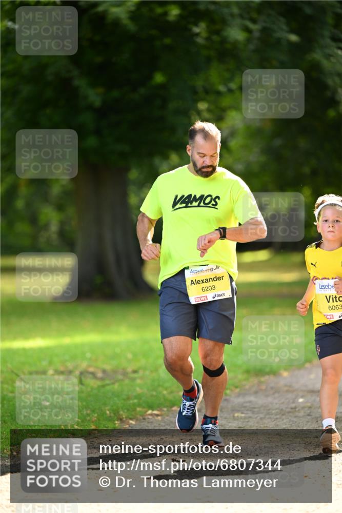 25.08.2024 - 20. Blankeneser Heldenlauf Dr. Thomas Lammeyer http://msf.ph/oto/6807344 25.08.2024 10:17:22 Laufen 6203, 6063 meine-sportfotos.de