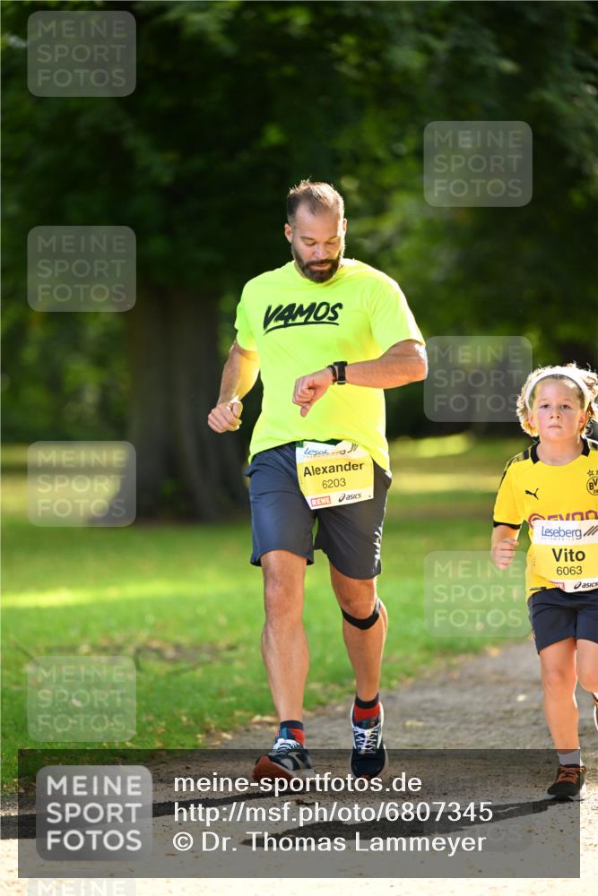 25.08.2024 - 20. Blankeneser Heldenlauf Dr. Thomas Lammeyer http://msf.ph/oto/6807345 25.08.2024 10:17:22 Laufen 6203, 6063 meine-sportfotos.de