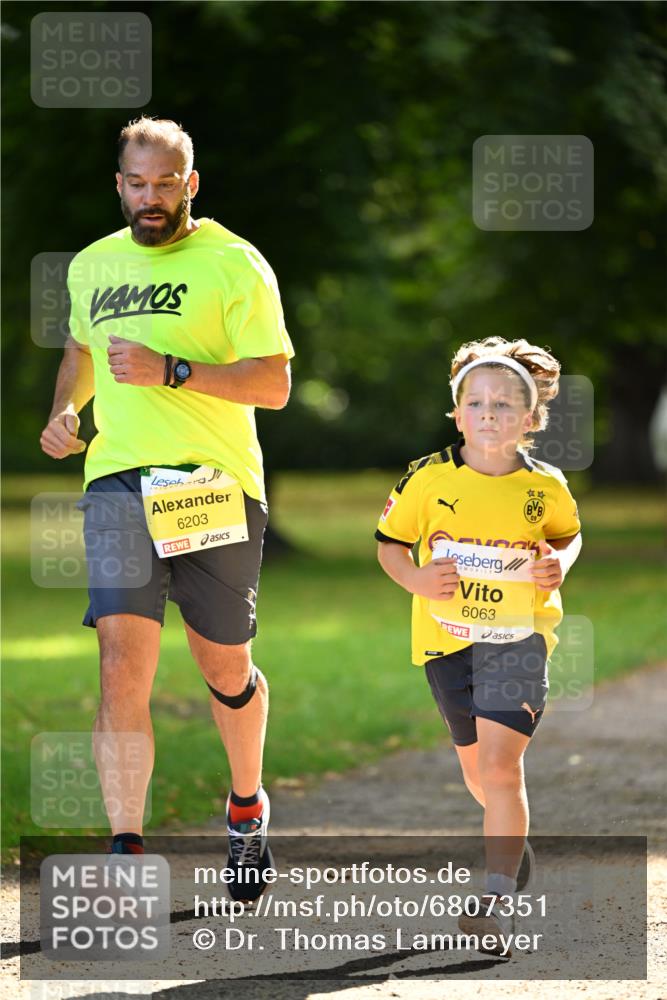 25.08.2024 - 20. Blankeneser Heldenlauf Dr. Thomas Lammeyer http://msf.ph/oto/6807351 25.08.2024 10:17:23 Laufen 6203, 6063, 4, 09 meine-sportfotos.de