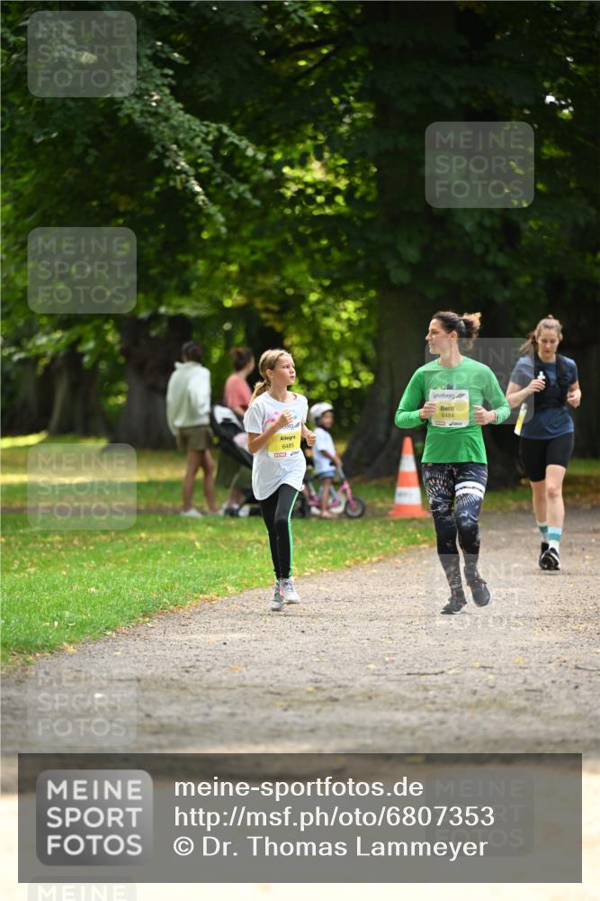 25.08.2024 - 20. Blankeneser Heldenlauf Dr. Thomas Lammeyer http://msf.ph/oto/6807353 25.08.2024 10:17:23 Laufen 6485, 64841 meine-sportfotos.de