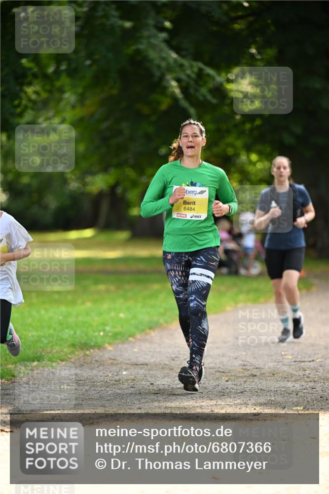 25.08.2024 - 20. Blankeneser Heldenlauf Dr. Thomas Lammeyer http://msf.ph/oto/6807366 25.08.2024 10:17:27 Laufen 6484 meine-sportfotos.de