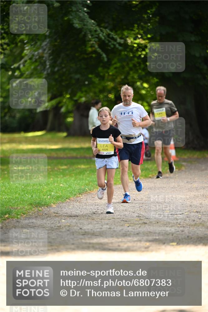 25.08.2024 - 20. Blankeneser Heldenlauf Dr. Thomas Lammeyer http://msf.ph/oto/6807383 25.08.2024 10:17:35 Laufen 6526 meine-sportfotos.de