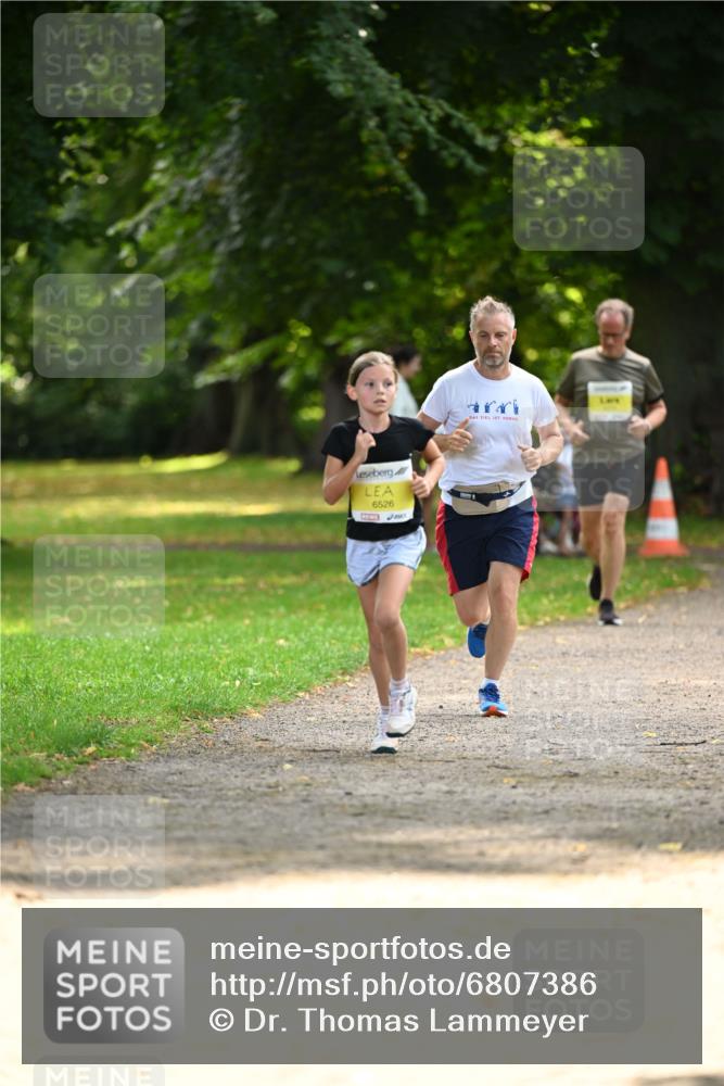 25.08.2024 - 20. Blankeneser Heldenlauf Dr. Thomas Lammeyer http://msf.ph/oto/6807386 25.08.2024 10:17:35 Laufen 6526 meine-sportfotos.de