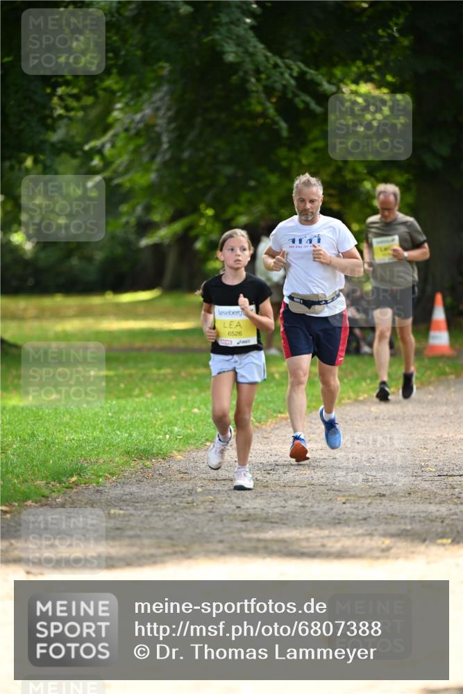 25.08.2024 - 20. Blankeneser Heldenlauf Dr. Thomas Lammeyer http://msf.ph/oto/6807388 25.08.2024 10:17:36 Laufen 6526 meine-sportfotos.de