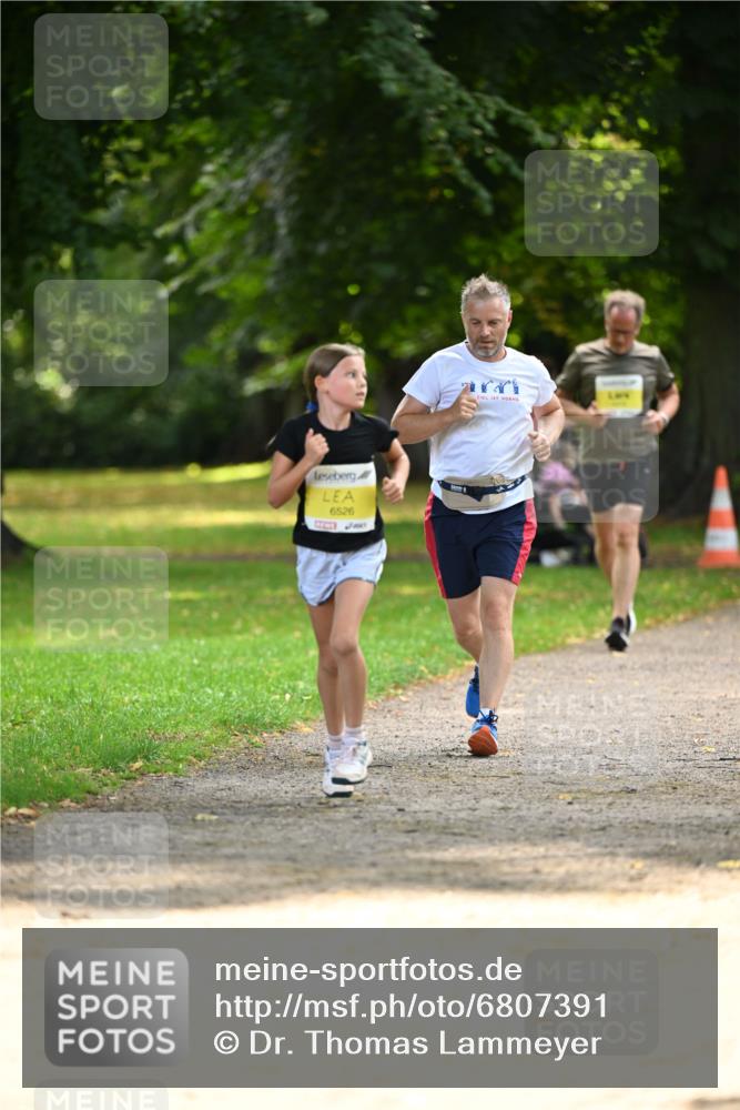 25.08.2024 - 20. Blankeneser Heldenlauf Dr. Thomas Lammeyer http://msf.ph/oto/6807391 25.08.2024 10:17:36 Laufen 6526 meine-sportfotos.de