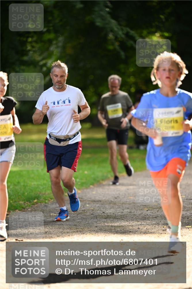 25.08.2024 - 20. Blankeneser Heldenlauf Dr. Thomas Lammeyer http://msf.ph/oto/6807401 25.08.2024 10:17:38 Laufen 526 meine-sportfotos.de