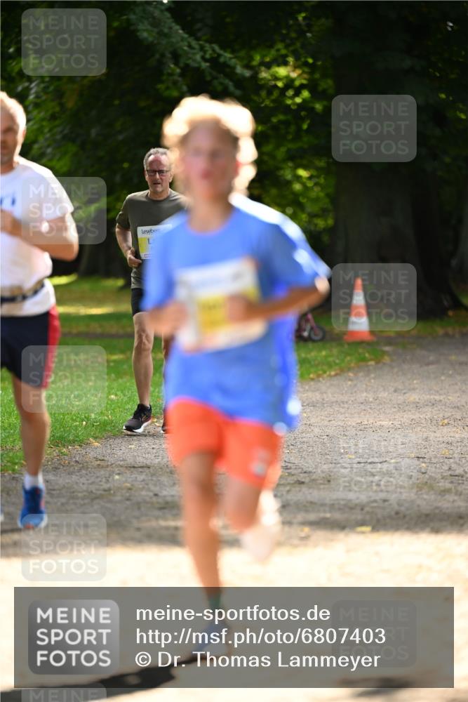 25.08.2024 - 20. Blankeneser Heldenlauf Dr. Thomas Lammeyer http://msf.ph/oto/6807403 25.08.2024 10:17:38 Laufen  meine-sportfotos.de