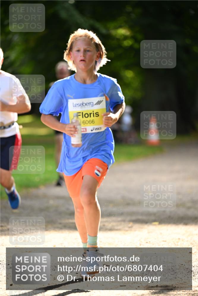 25.08.2024 - 20. Blankeneser Heldenlauf Dr. Thomas Lammeyer http://msf.ph/oto/6807404 25.08.2024 10:17:39 Laufen 6066 meine-sportfotos.de