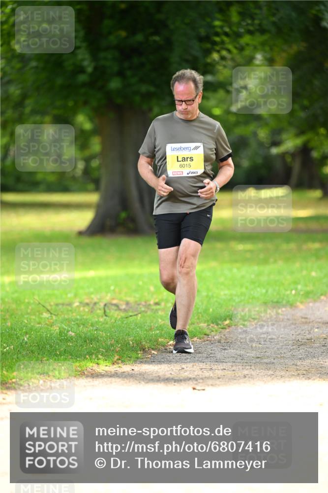 25.08.2024 - 20. Blankeneser Heldenlauf Dr. Thomas Lammeyer http://msf.ph/oto/6807416 25.08.2024 10:17:41 Laufen 6015 meine-sportfotos.de