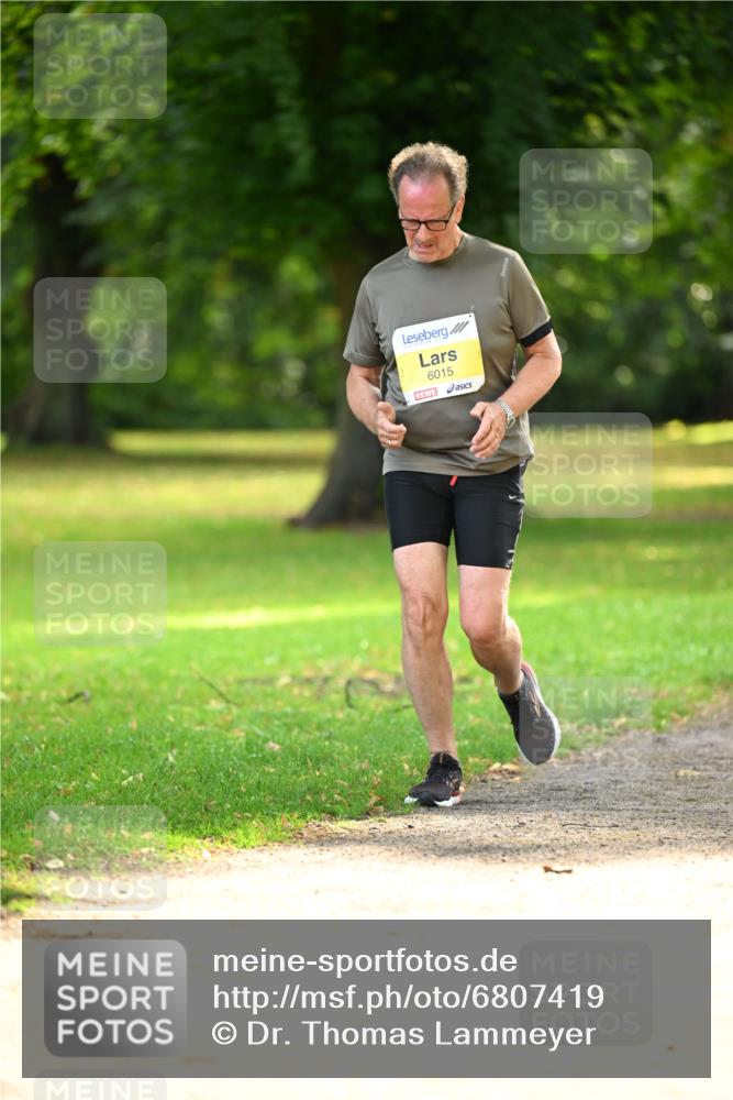 25.08.2024 - 20. Blankeneser Heldenlauf Dr. Thomas Lammeyer http://msf.ph/oto/6807419 25.08.2024 10:17:42 Laufen 6015 meine-sportfotos.de